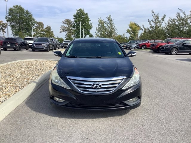 Used 2014 Hyundai Sonata SE with VIN 5NPEC4AC7EH833284 for sale in Avon, IN