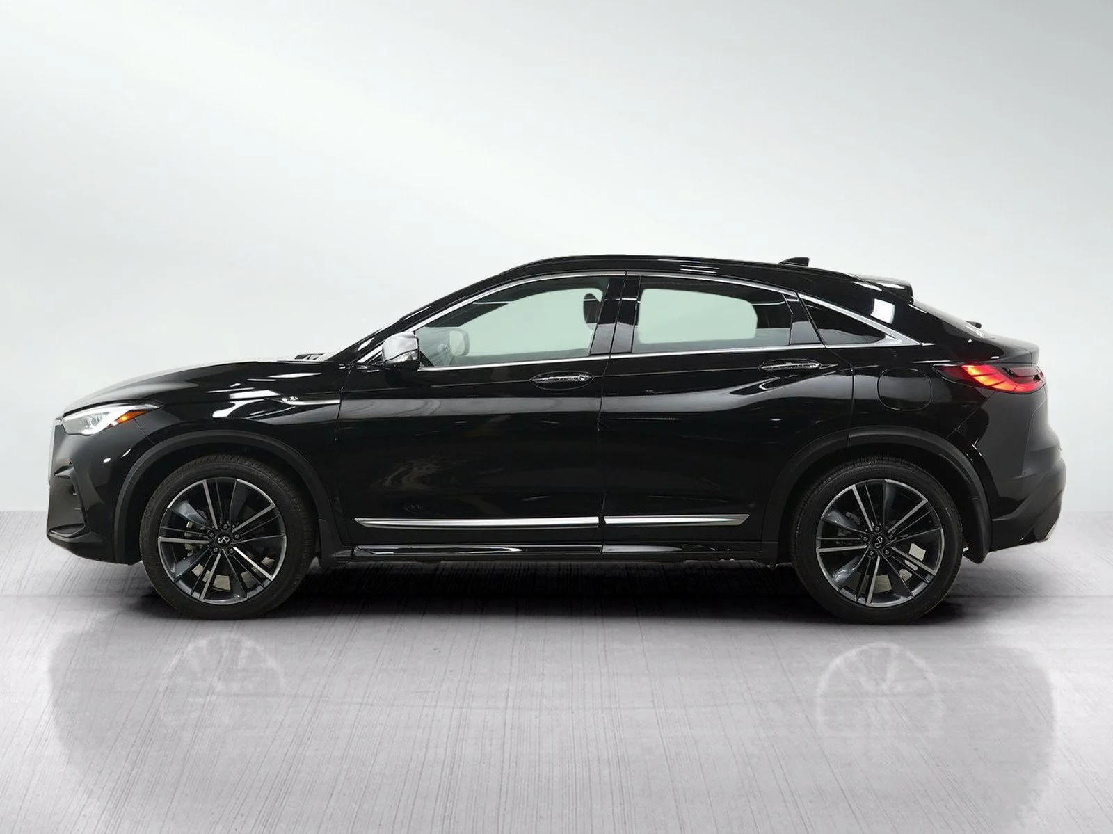 Used 2025 INFINITI QX55 Sensory with VIN 3PCAJ5LR7SF101372 for sale in Burnsville, Minnesota