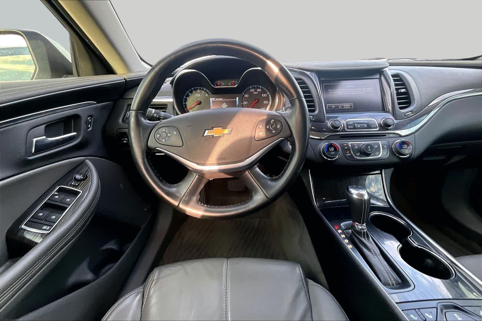 Used 2017 Summit White Chevrolet LT image 6