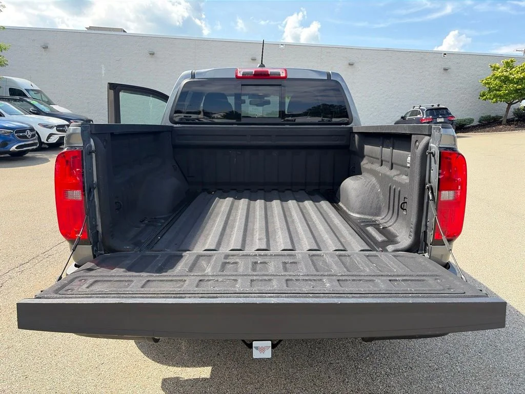 Used 2021 Gray Chevrolet LT image 20