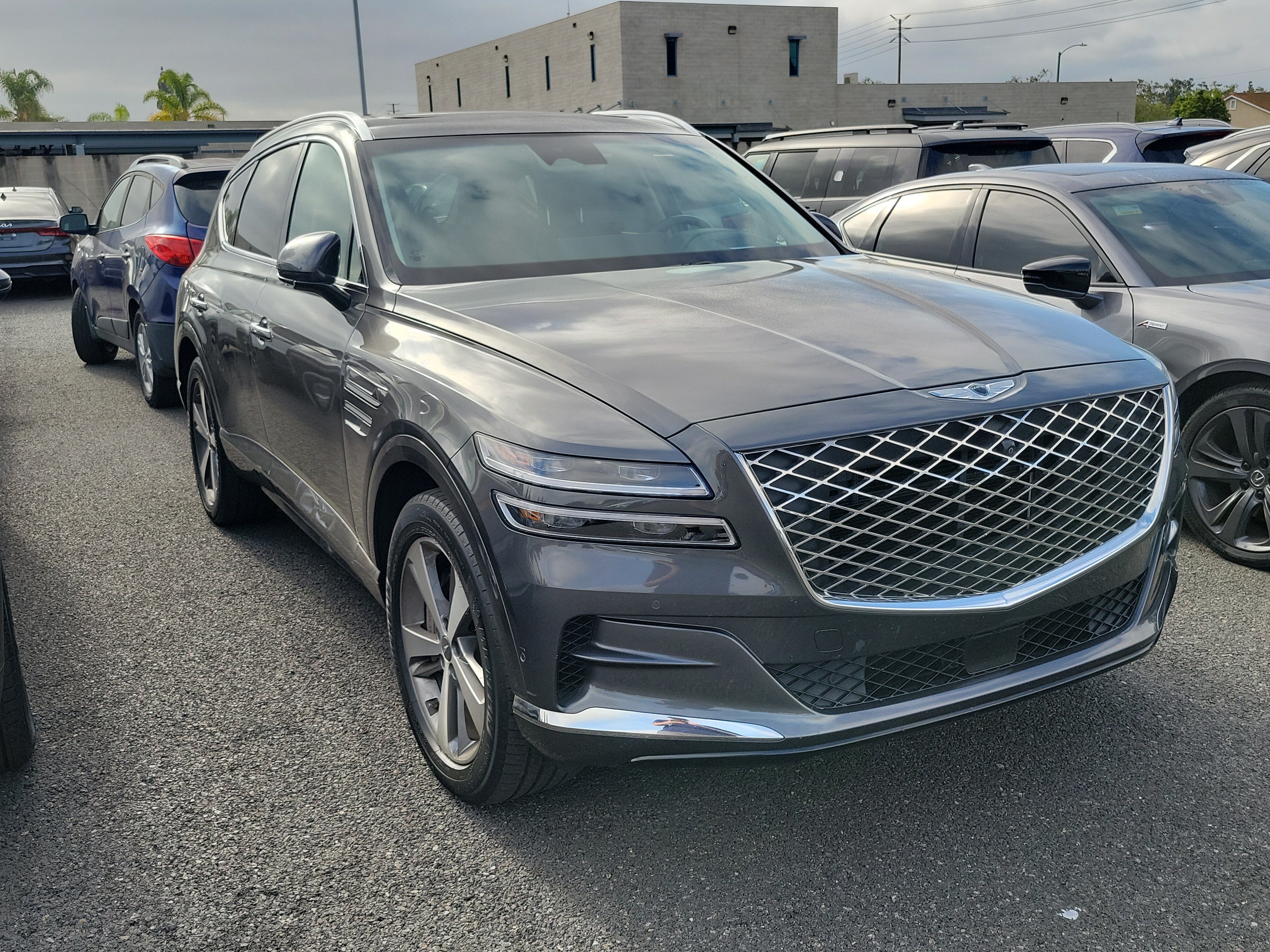 Certified Used 2023 Himalayan Gray Genesis  image 3