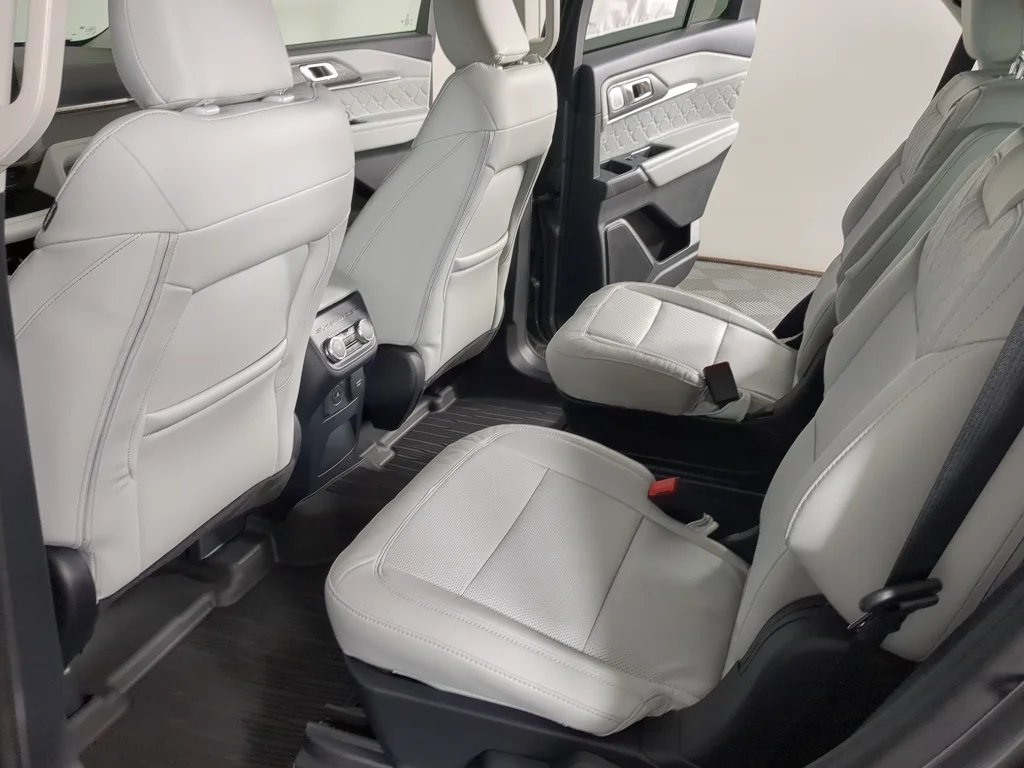 New 2026 Carbonized Gray Metallic Ford Platinum™ image 14