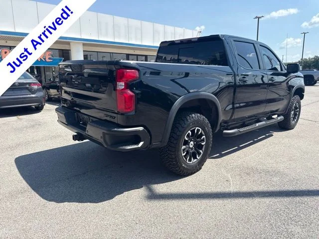 Used 2022 Black Chevrolet ZR2 image 3