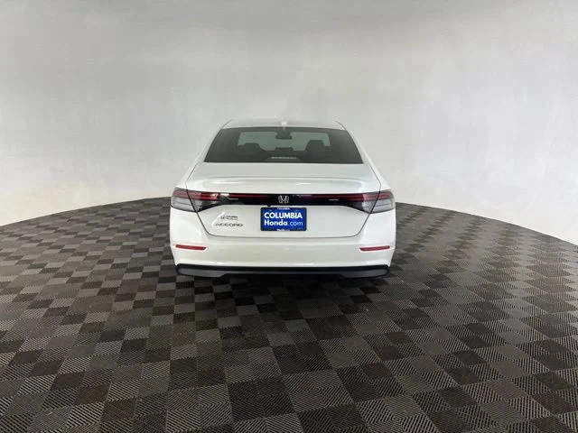 Used 2024 White Honda EX image 6