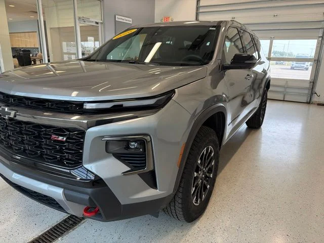 Used 2026 Gray Chevrolet Z71 image 5