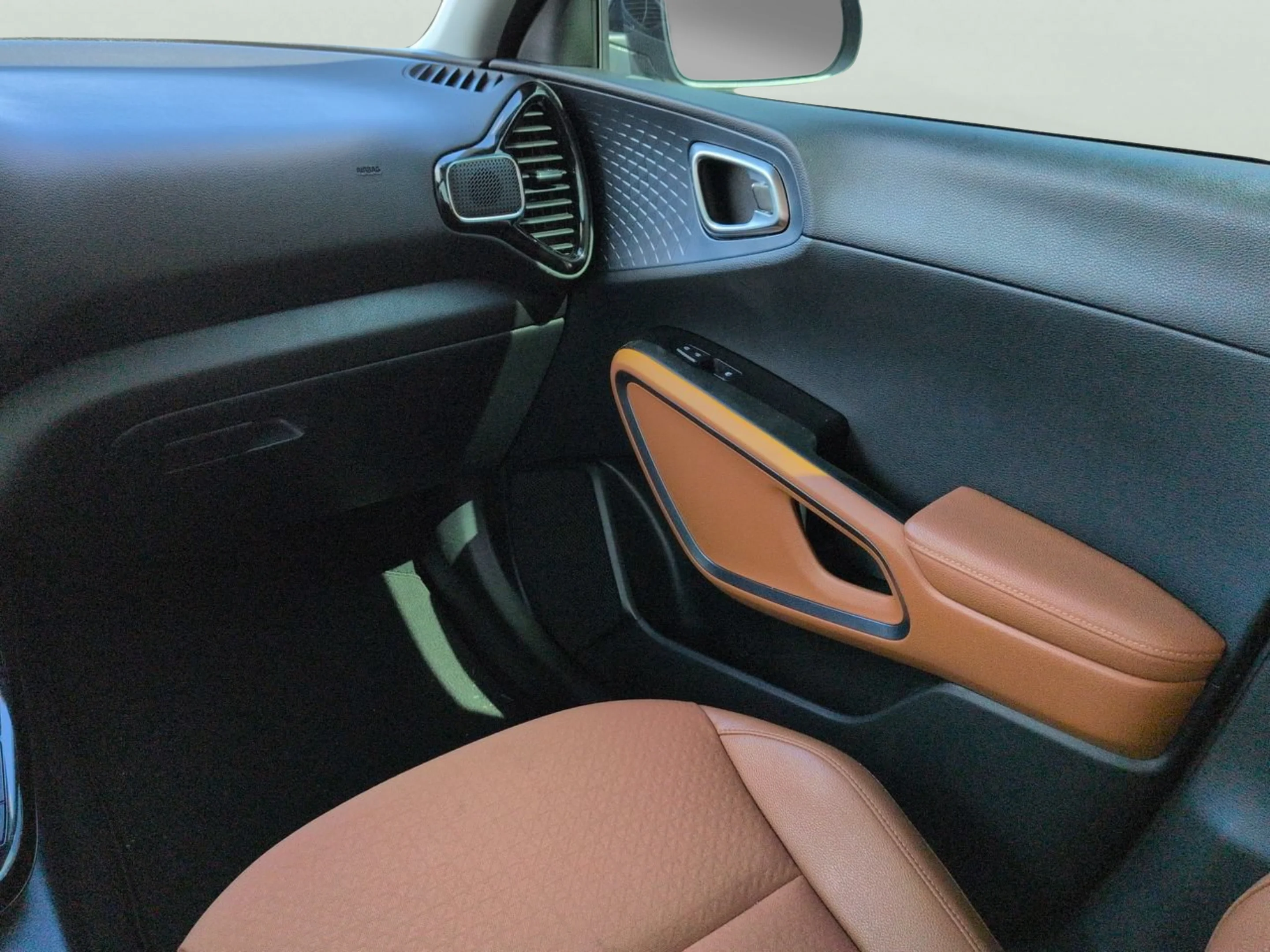 Certified Used 2024 Gravity Gray Kia EX image 18