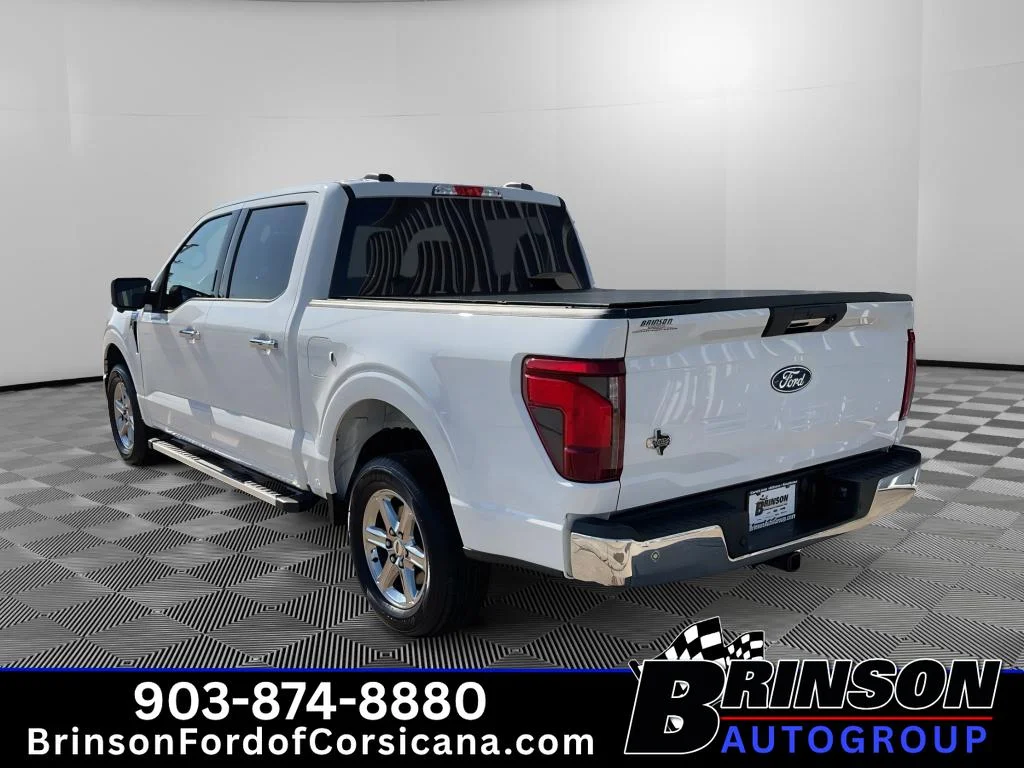 Used 2024 Oxford White Ford XLT image 5