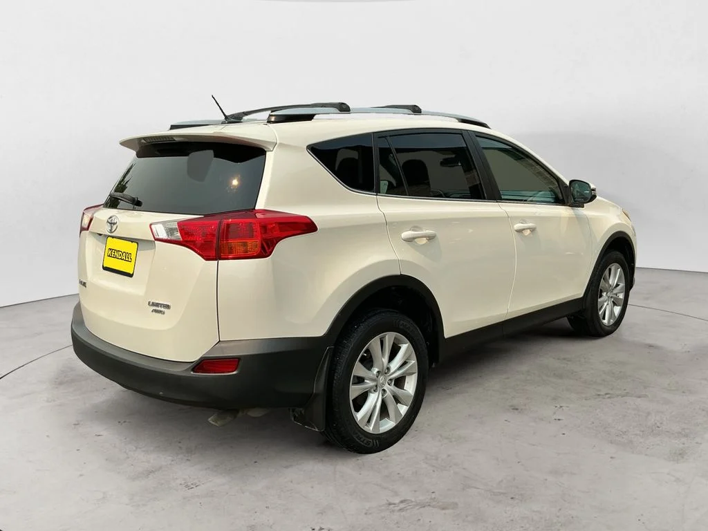 Used 2014 White Toyota Limited image 5