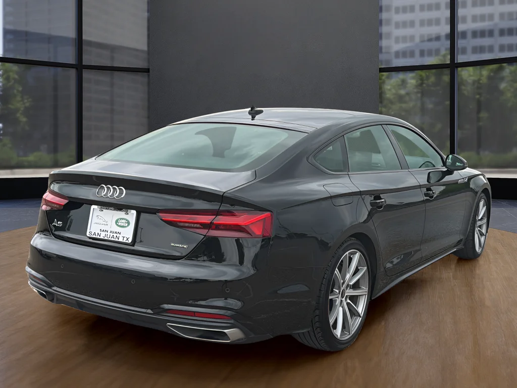 Used 2025 White Audi  image 16