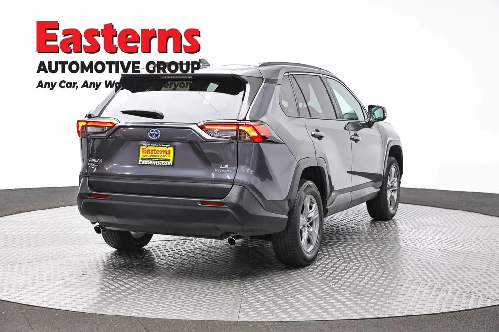 Used 2023 Gray Toyota LE image 5