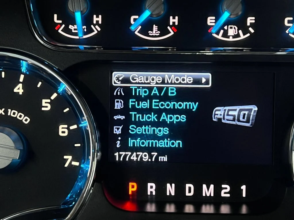 Used 2013 White Platinum Metallic Tri-Coat Ford Lariat image 20