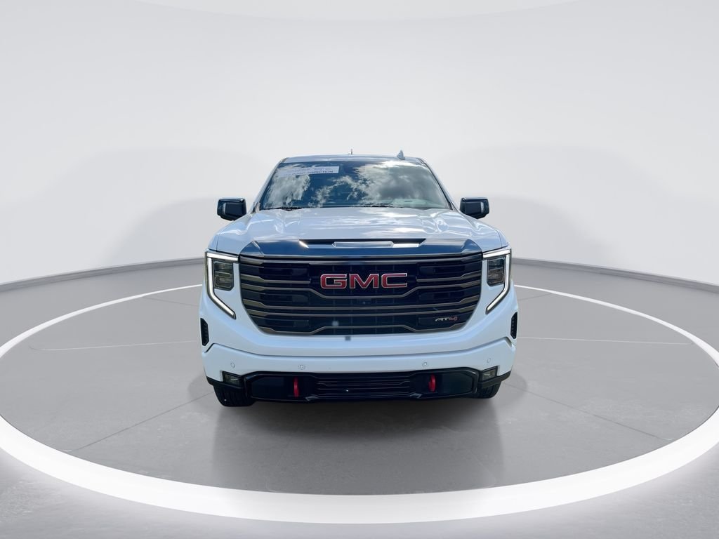 Used 2023 White GMC AT4 image 3