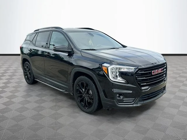 Used 2022 Black GMC SLT image 1