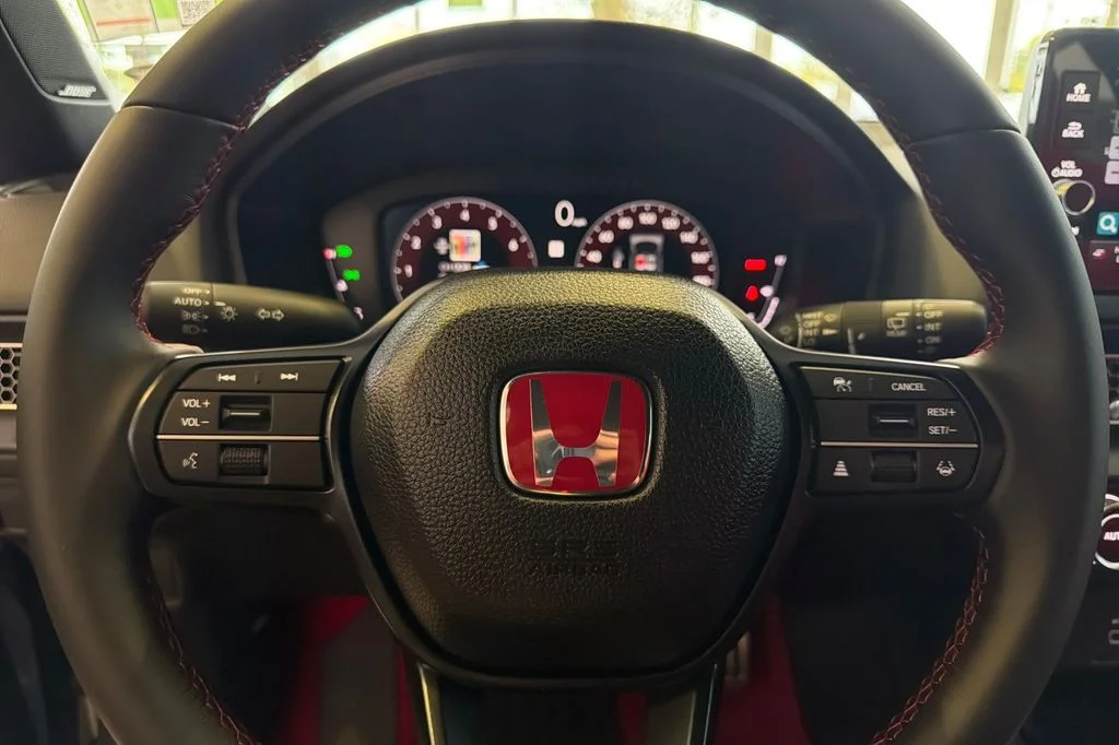 New 2026 Sonic Gray Pearl Honda  image 25