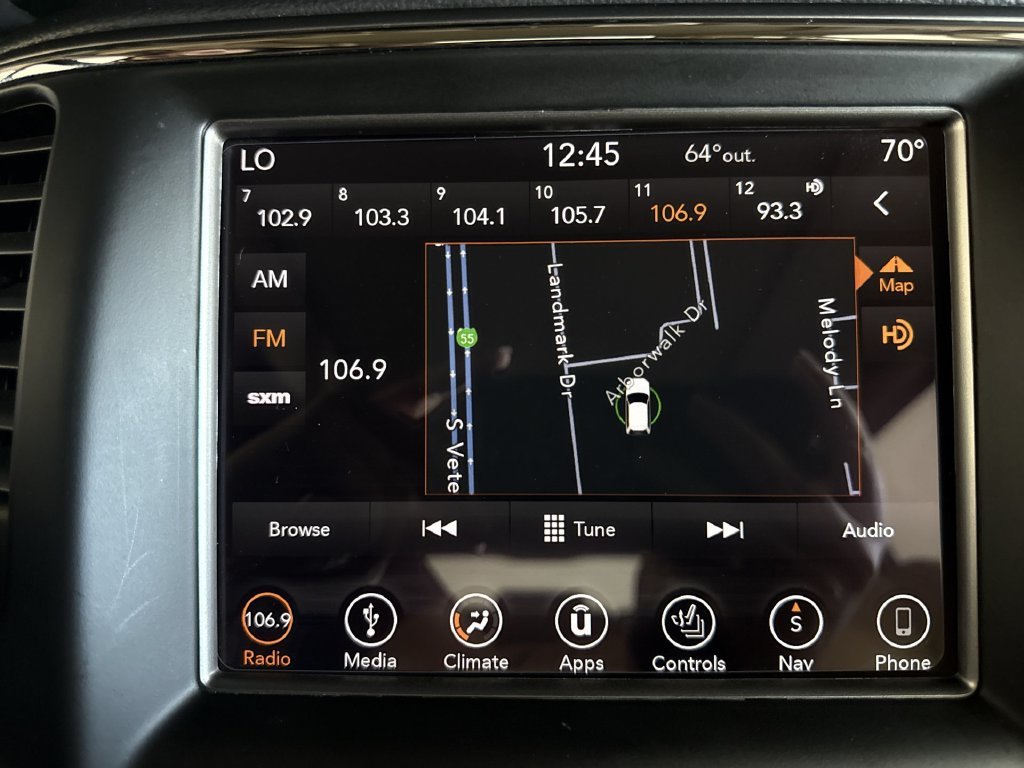 Used 2018 Velvet Jeep Limited image 28