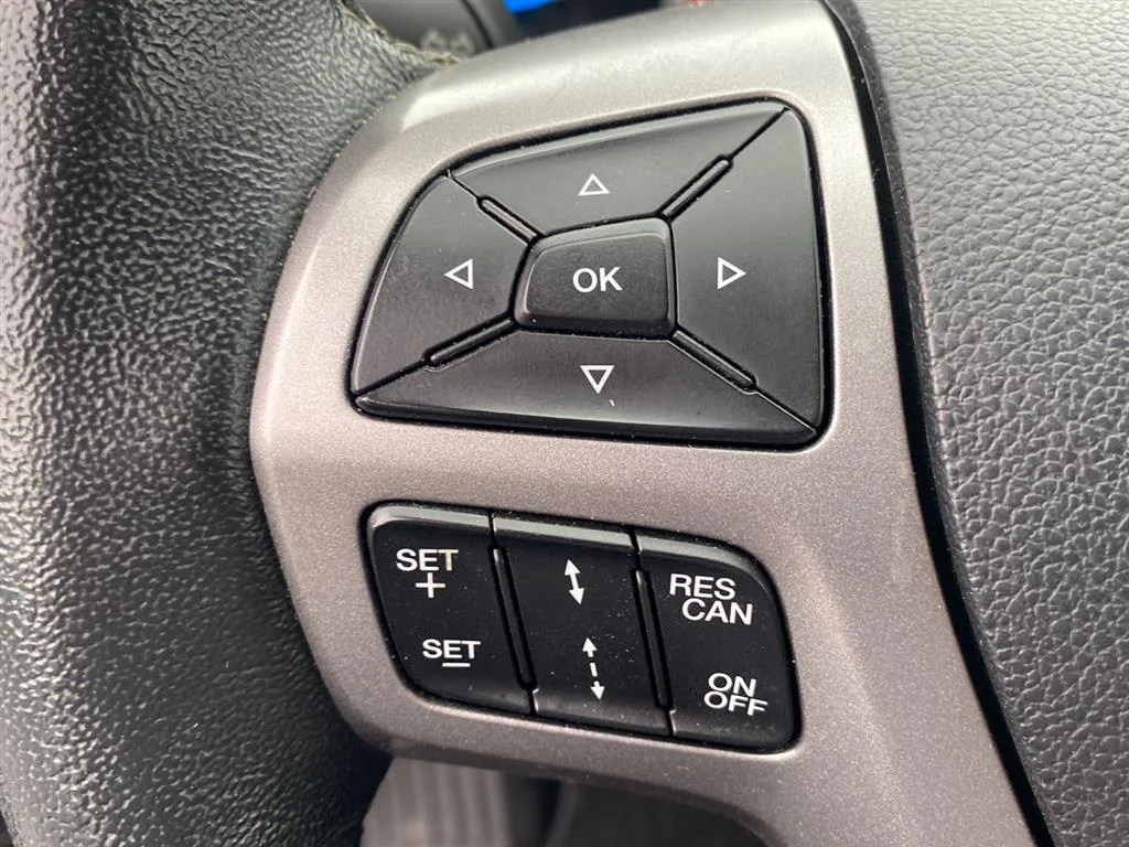 Used 2019 Shadow Black Ford XLT image 13