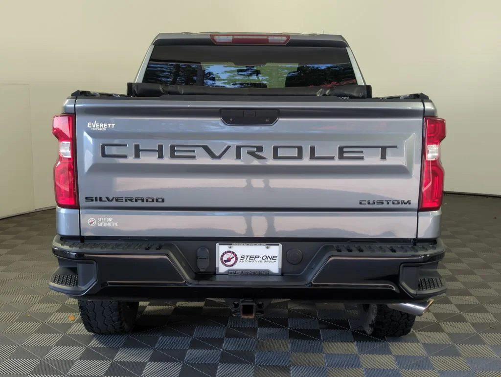 Used 2020 Gray Chevrolet Custom Trail Boss image 5