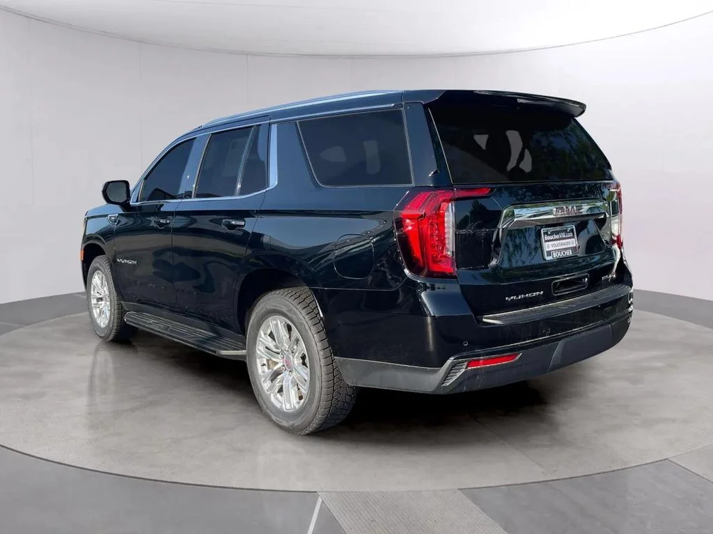 Used 2022 Onyx Black GMC SLE image 3