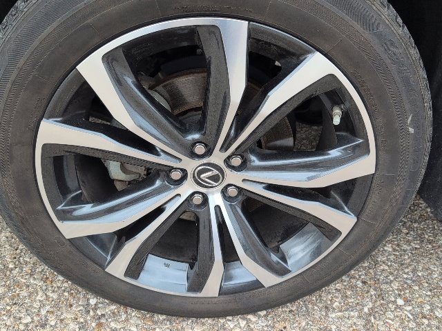Used 2022 Red Lexus 350 image 21