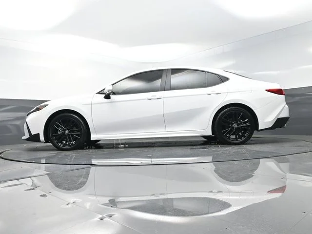 Used 2025 White Toyota SE image 33