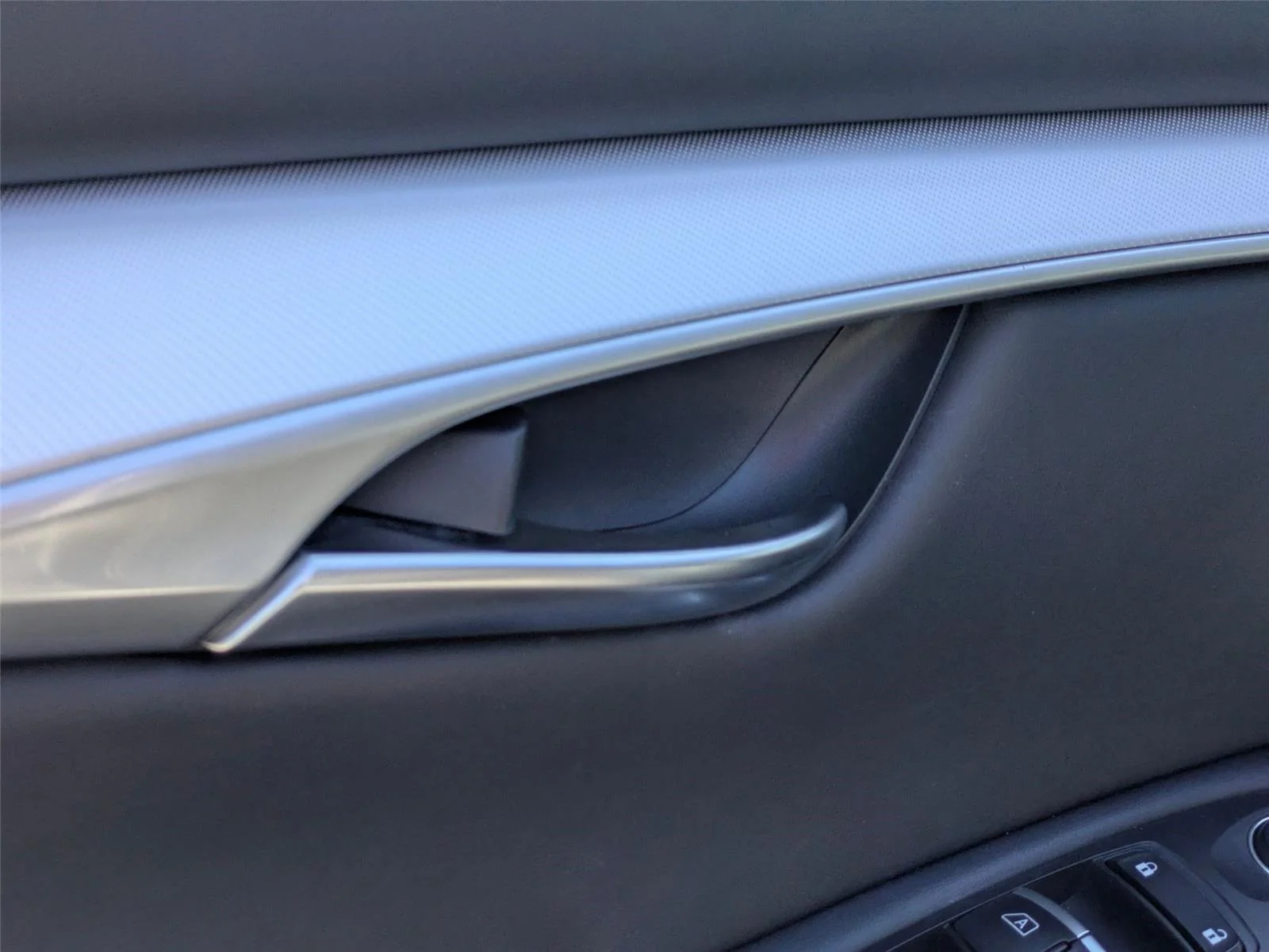 Used 2020  INFINITI LUXE image 11