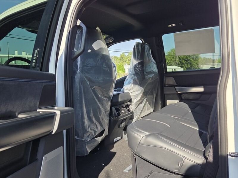 New 2026 Star White Metallic Tri-Coat Ford F-350® Platinum® image 6