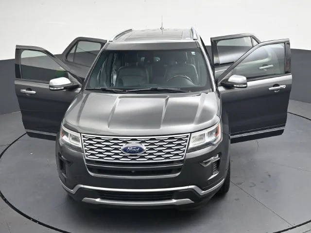 Used 2018 Gray Ford Platinum image 40