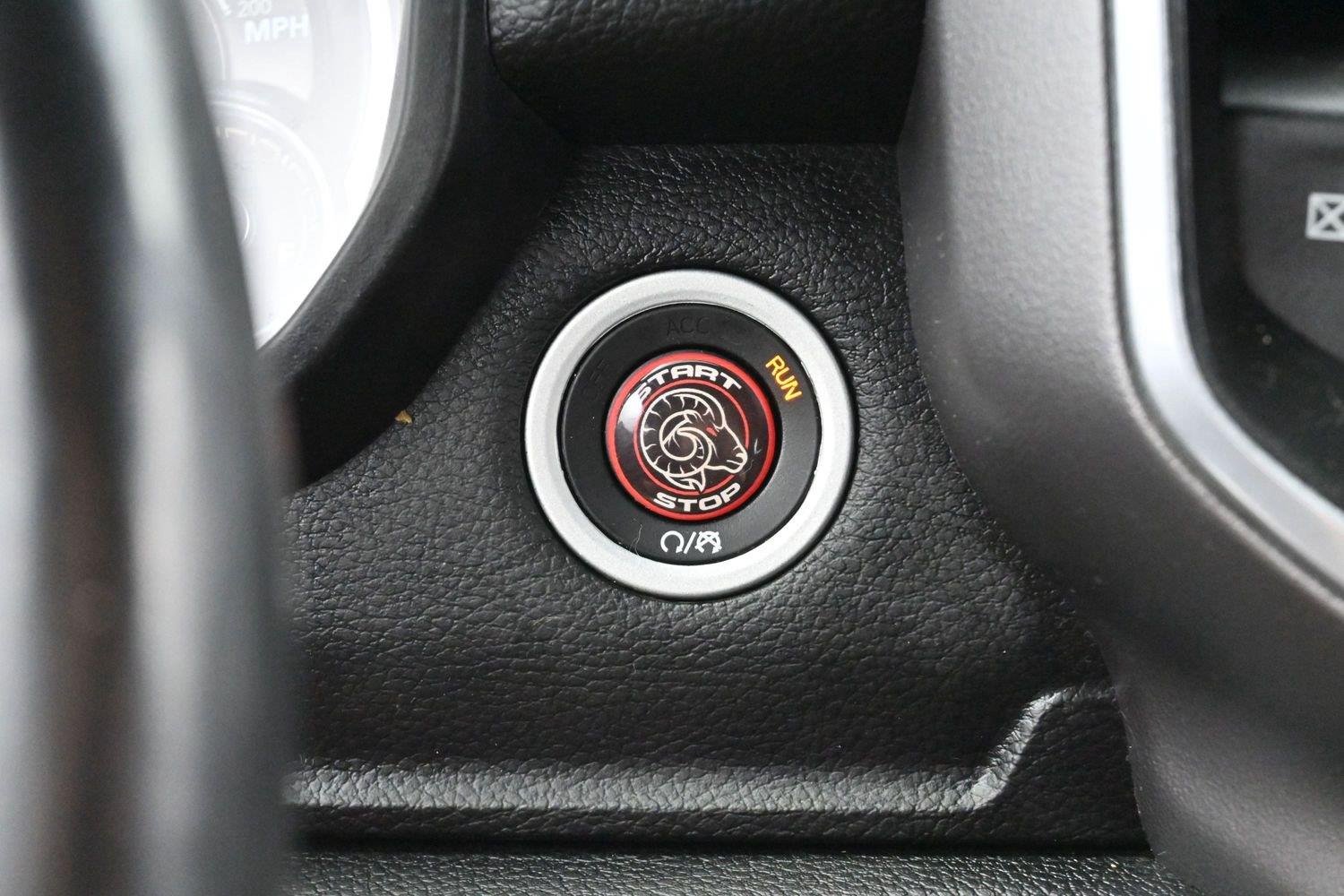 Used 2019 Diamond Black Crystal Pearlcoat Ram Big Horn/Lone Star image 24
