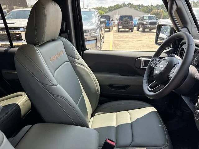 New 2026 Black Jeep Mojave image 12