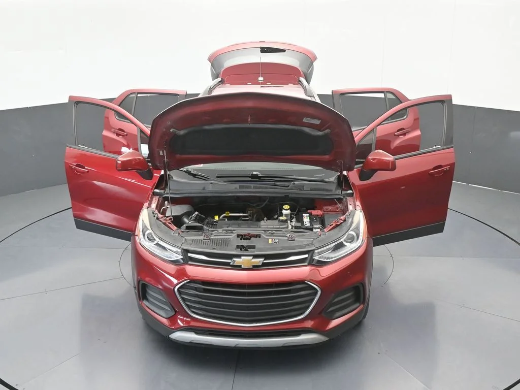 Used 2021 Crimson Metallic Chevrolet LT image 68