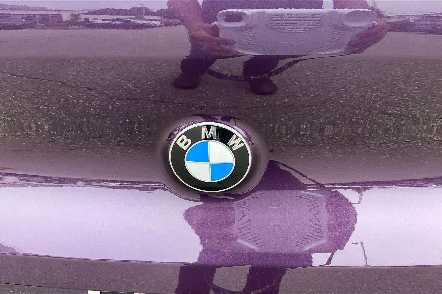 New 2026 Daytona Violet Metallic BMW M850i image 15