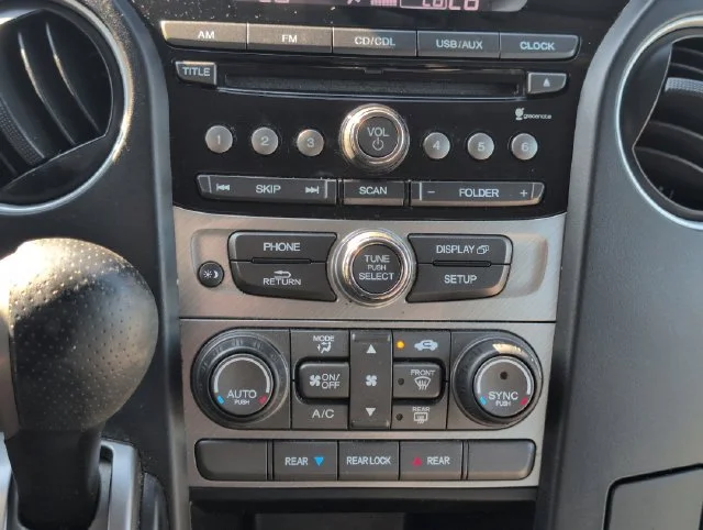 Used 2013  Honda EX image 19