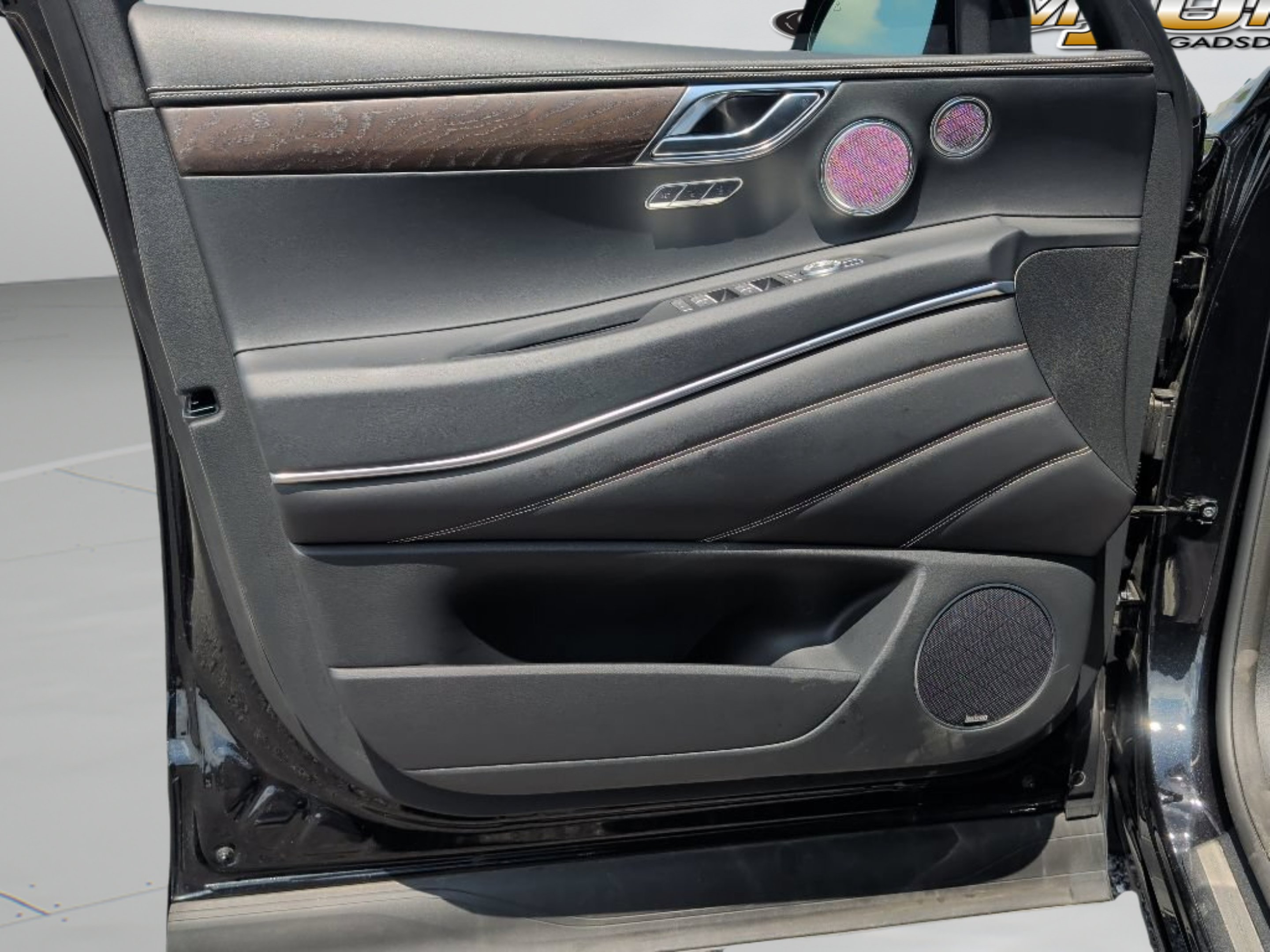 2024 GENESIS GV80 Standard - Photo 15