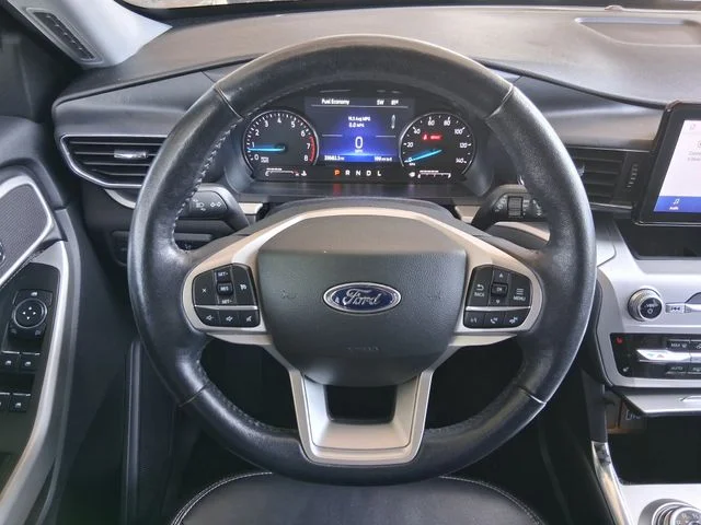 Used 2022 Gray Ford XLT image 10