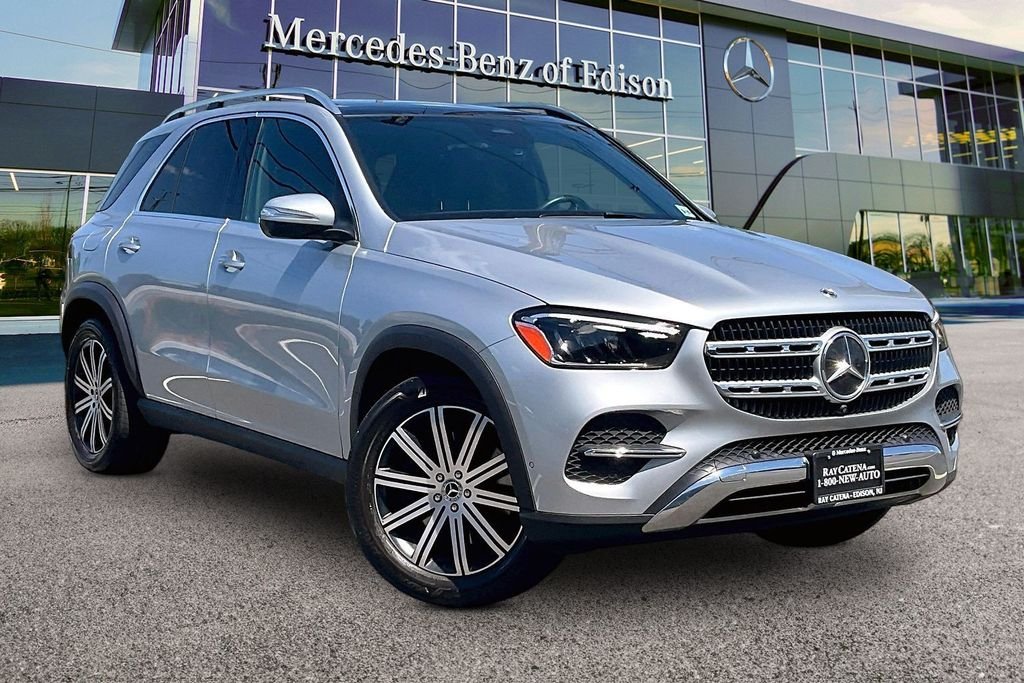 Certified Used 2025 Black Mercedes-Benz GLE 450e image 1
