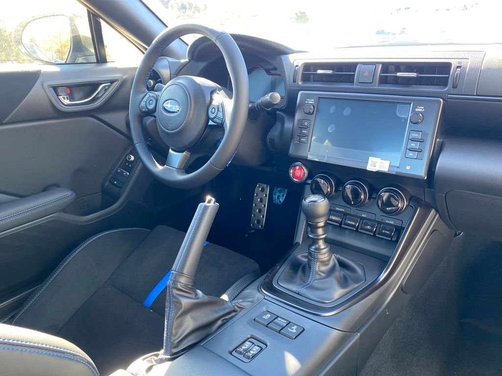 2025 Subaru BRZ tS - Photo 17