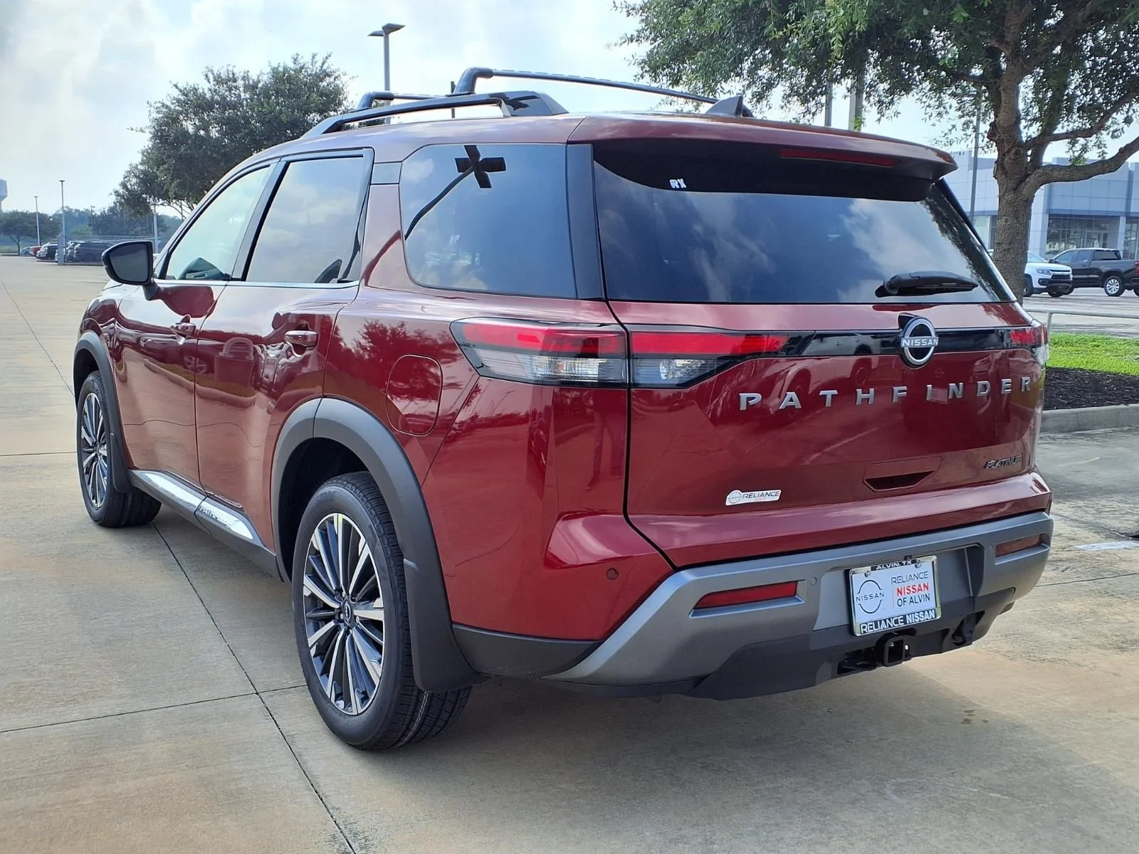New 2026 Scarlet Ember Tintcoat Nissan Platinum image 2
