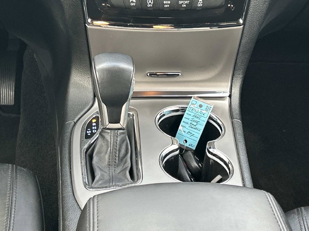 Certified Used 2021 Gray Clearcoat Jeep Laredo X image 16
