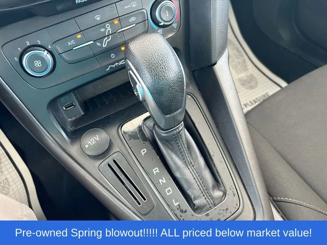 Used 2018 White Ford SE image 24