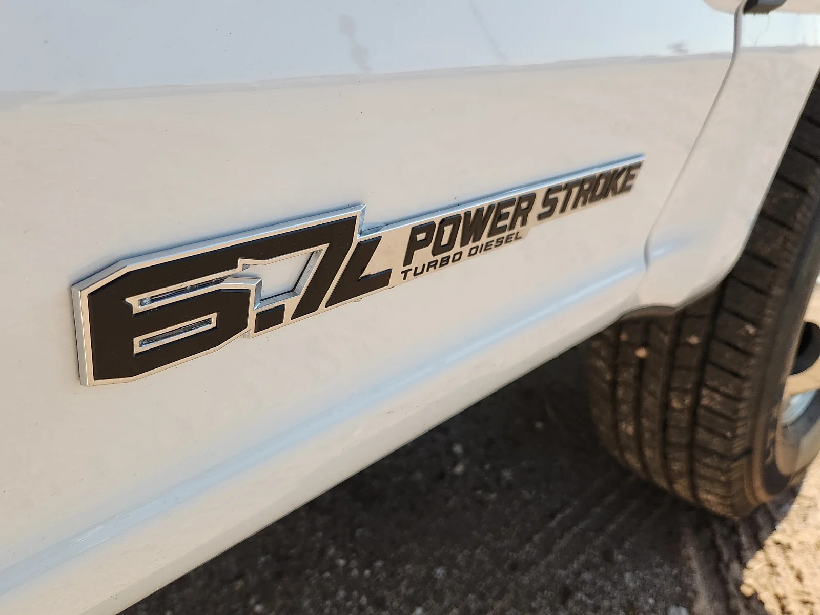 New 2026 Oxford White Ford XL image 11