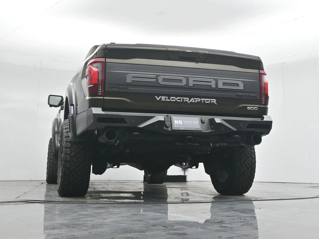 New 2025 Shelter Green Ford Raptor image 52