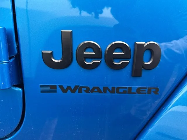 New 2026 Hydro Blue Pearl Coat Jeep Sahara image 30