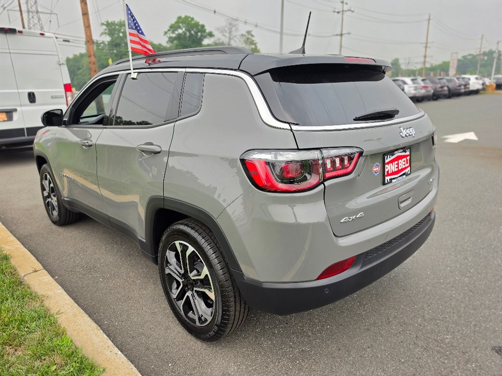 Certified Used 2024 Sting-Gray Clear Coat Jeep Limited image 19