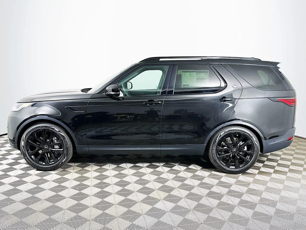 New 2026 Santorini Black Land Rover S image 8