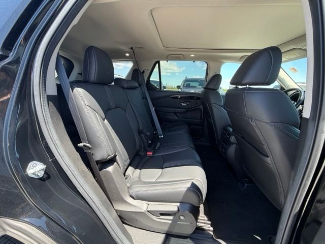 Used 2023 Black Honda Touring image 15