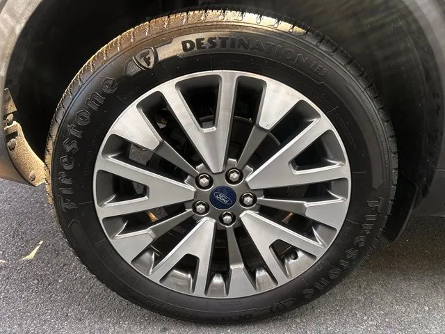 Used 2020 Gray Ford Titanium image 34