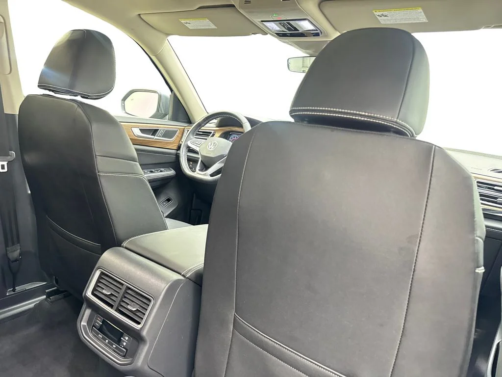 Used 2024 Gray Volkswagen 2.0T SE w/Technology image 46