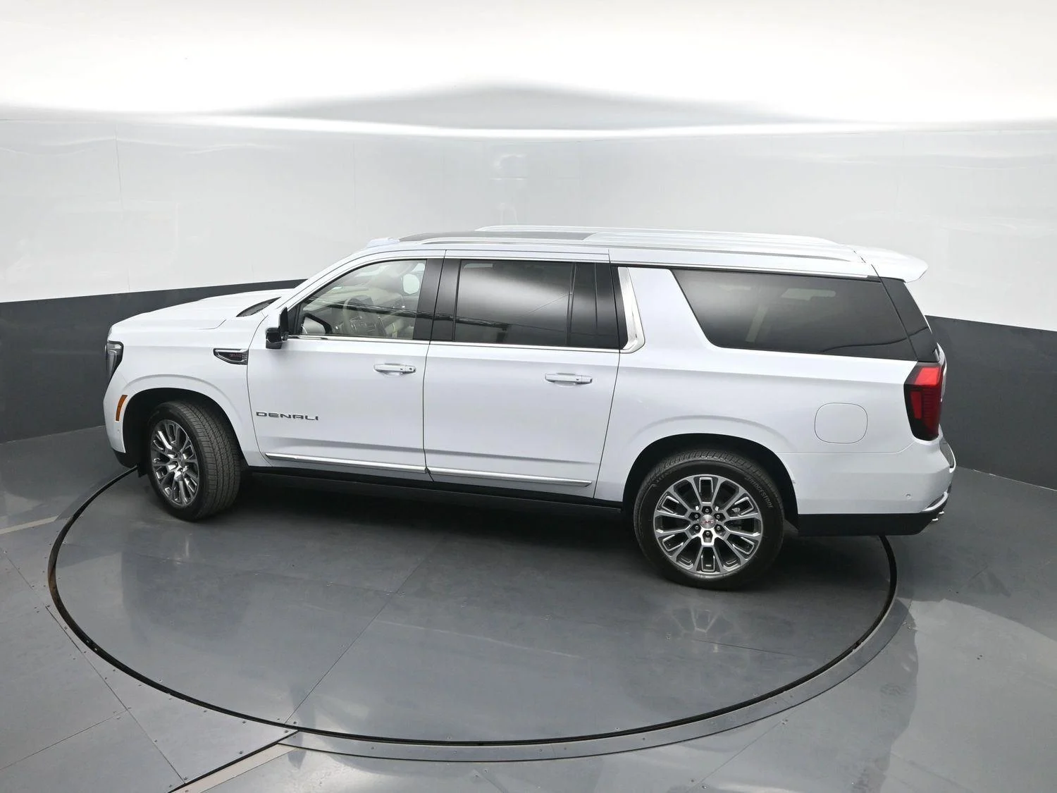 New 2026 Glacier White Tricoat GMC Denali image 47