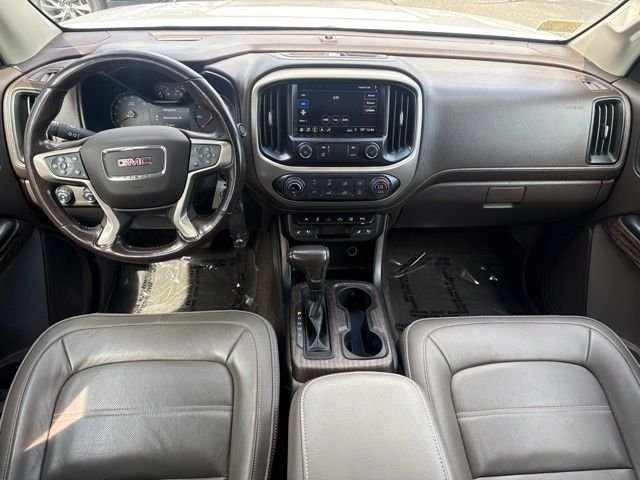 Used 2021 White GMC Denali image 24