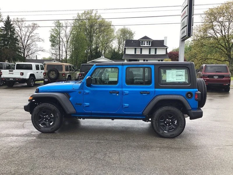New 2026 Hydro Blue Pearl-Coat Exterior Paint Jeep Sport image 4
